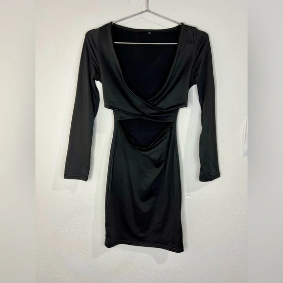🆕 Black Long Sleeve Wrap Front Dress with Waist Peak a boo - Picture 2 of 5
